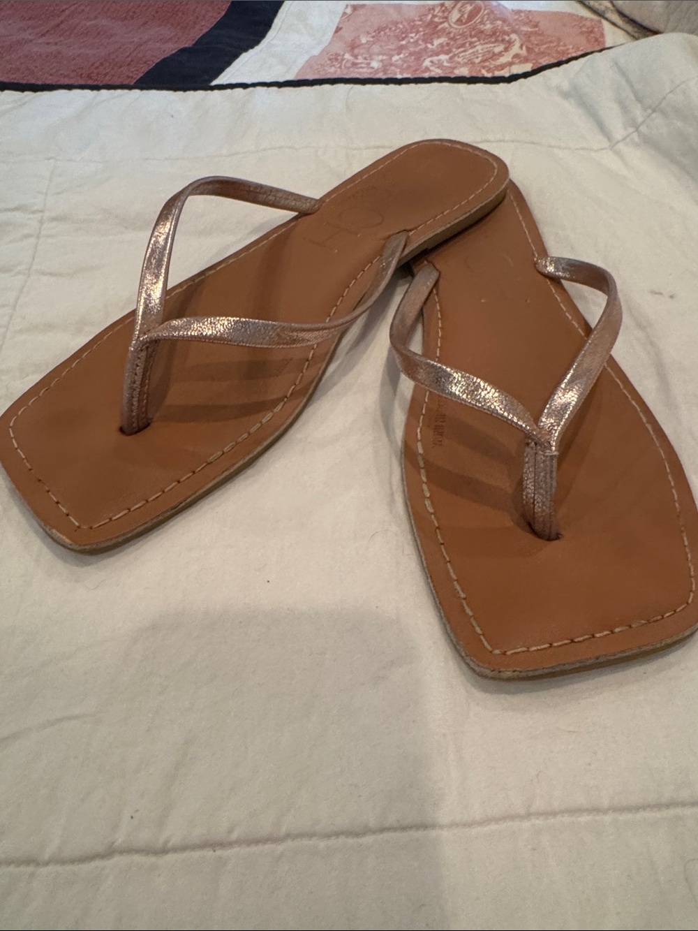 Women’s Metallic Rose Bronze Thong Sandals